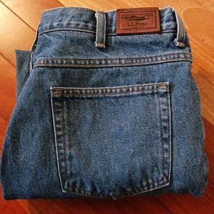 LL Bean Jeans Men's 36 Blue Denim Classic Fit size 42x29 with FREE Polo
